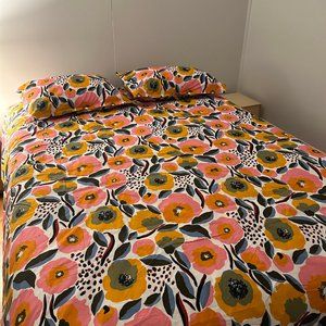 Marimekko Rosarium Cotton Reversible 3 Piece Duvet Cover Set (Full/Queen)